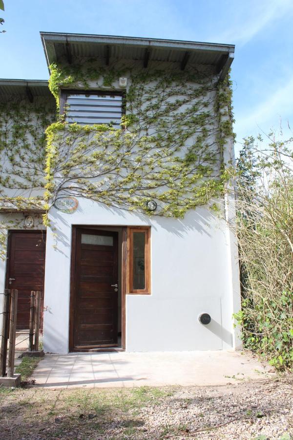 דירות מר דל פלאטה Casita Moderna Frente Al Bosque מראה חיצוני תמונה