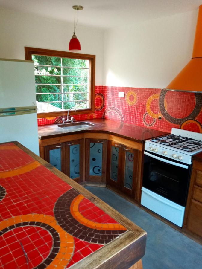 דירות מר דל פלאטה Casita Moderna Frente Al Bosque מראה חיצוני תמונה